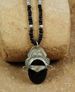 Preview: Tuareg Kette mit schönem Onyx Silber Anhänger
